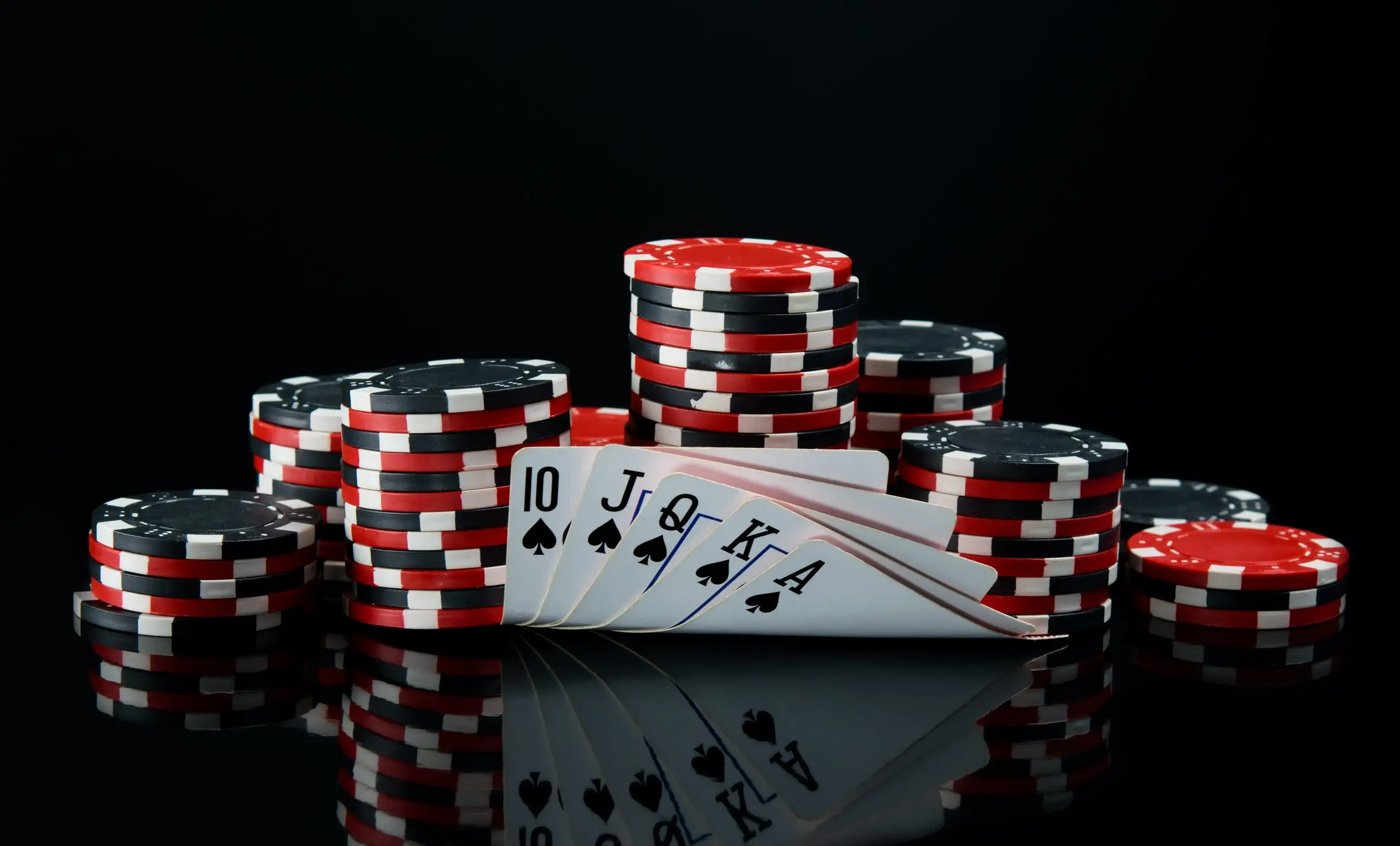 Cách Chơi Poker tại Sunwin: Tất Cả Những Gì Bạn Cần Biết